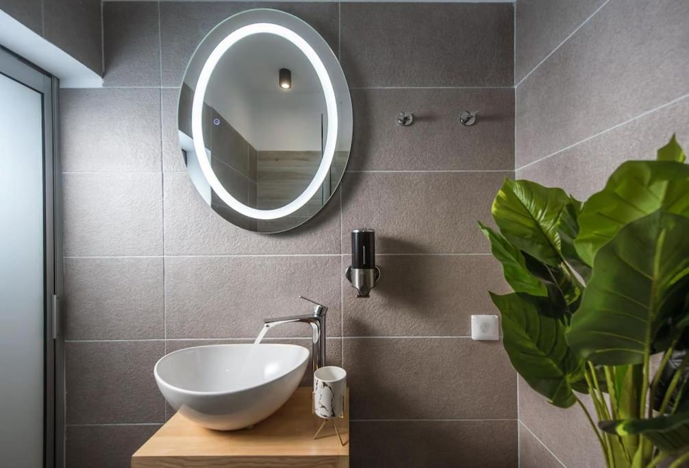 Mojo - Central Cozy Apartment Heraklion  ภายนอก รูปภาพ